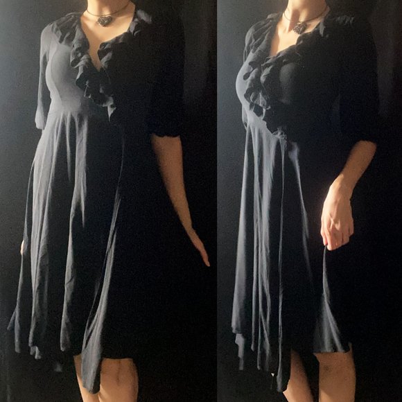 ⭐️ Bizz Princess Vintage Ruffle Wrap Dress - Picture 1 of 12